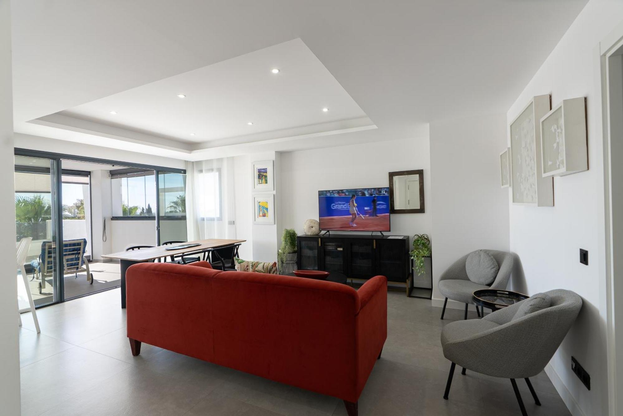 Aparthotel Hills 2*