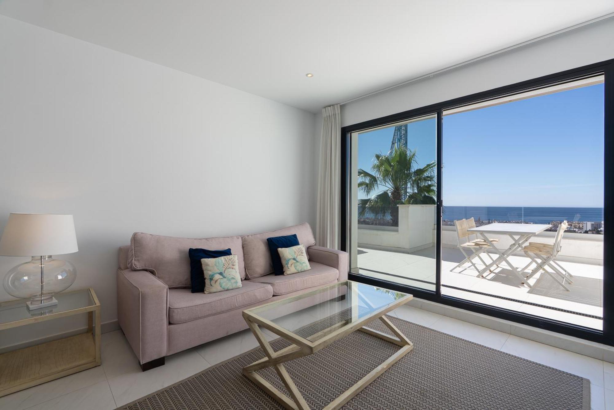 Hills Aparthotel Estepona
